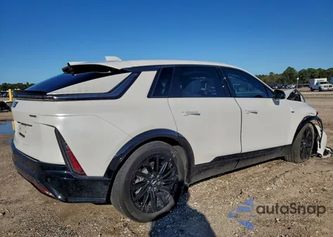 2024 Cadillac Lyriq Sport z USA, uszkodzony, nr VIN 1GYKPVRK7RZ123898